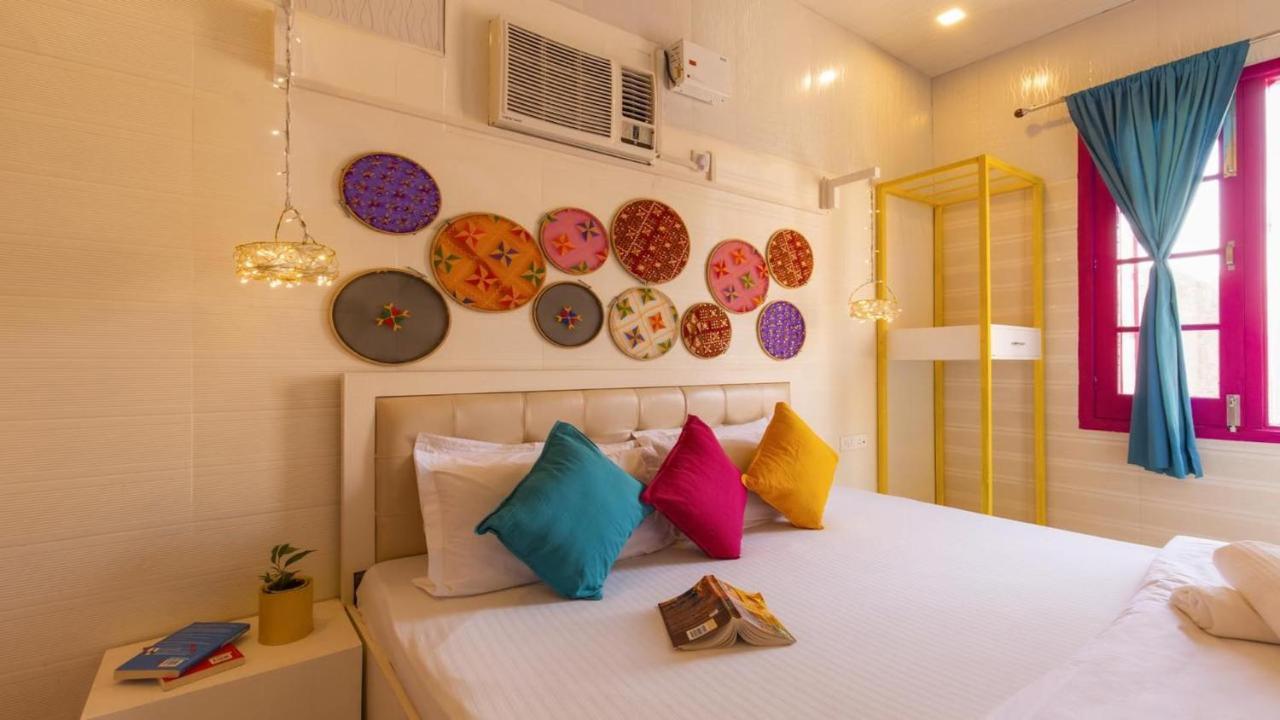 Madpackers Amritsar Bunks, Rooms, & Community Bagian luar foto